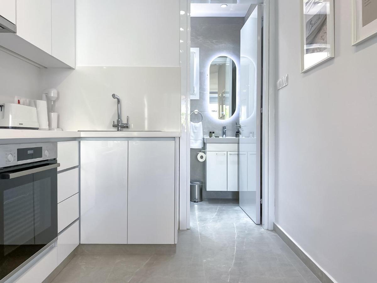 Phaedrus Living Limnaria Luxury Flat Vine 121 Lejlighed Paphos Eksteriør billede