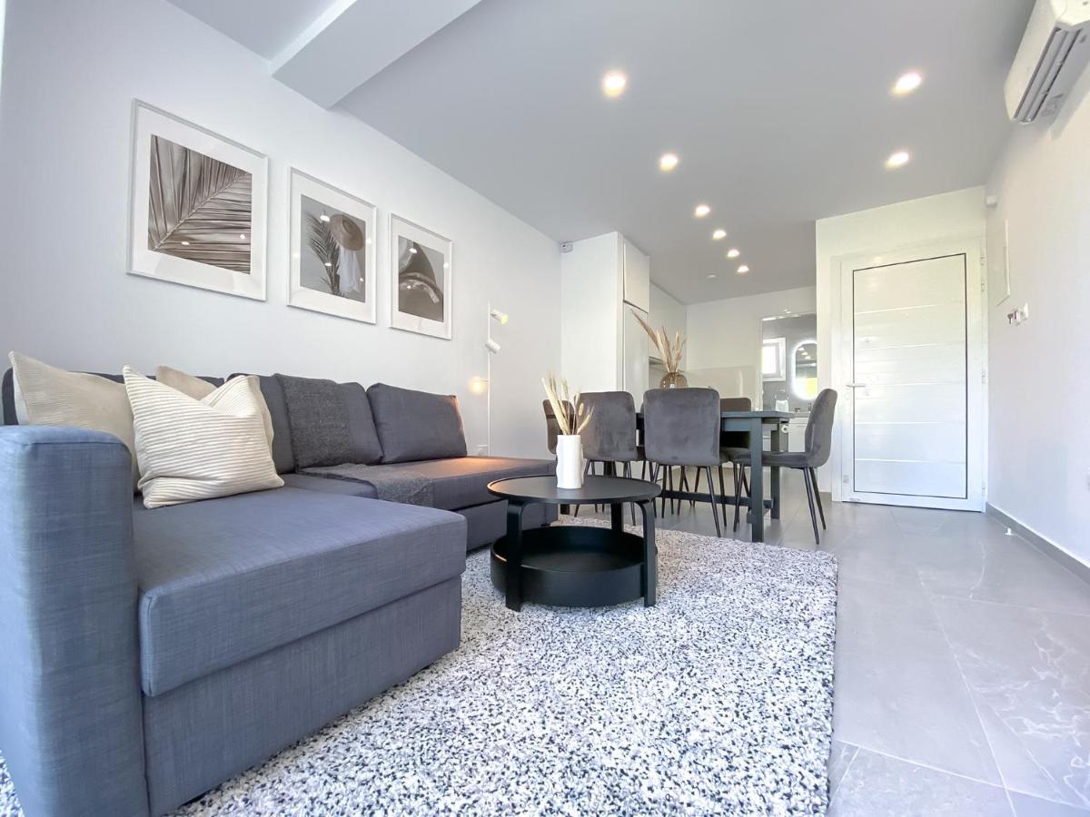 Phaedrus Living Limnaria Luxury Flat Vine 121 Lejlighed Paphos Eksteriør billede