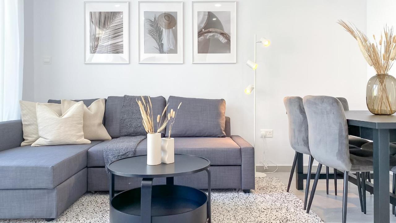 Phaedrus Living Limnaria Luxury Flat Vine 121 Lejlighed Paphos Eksteriør billede