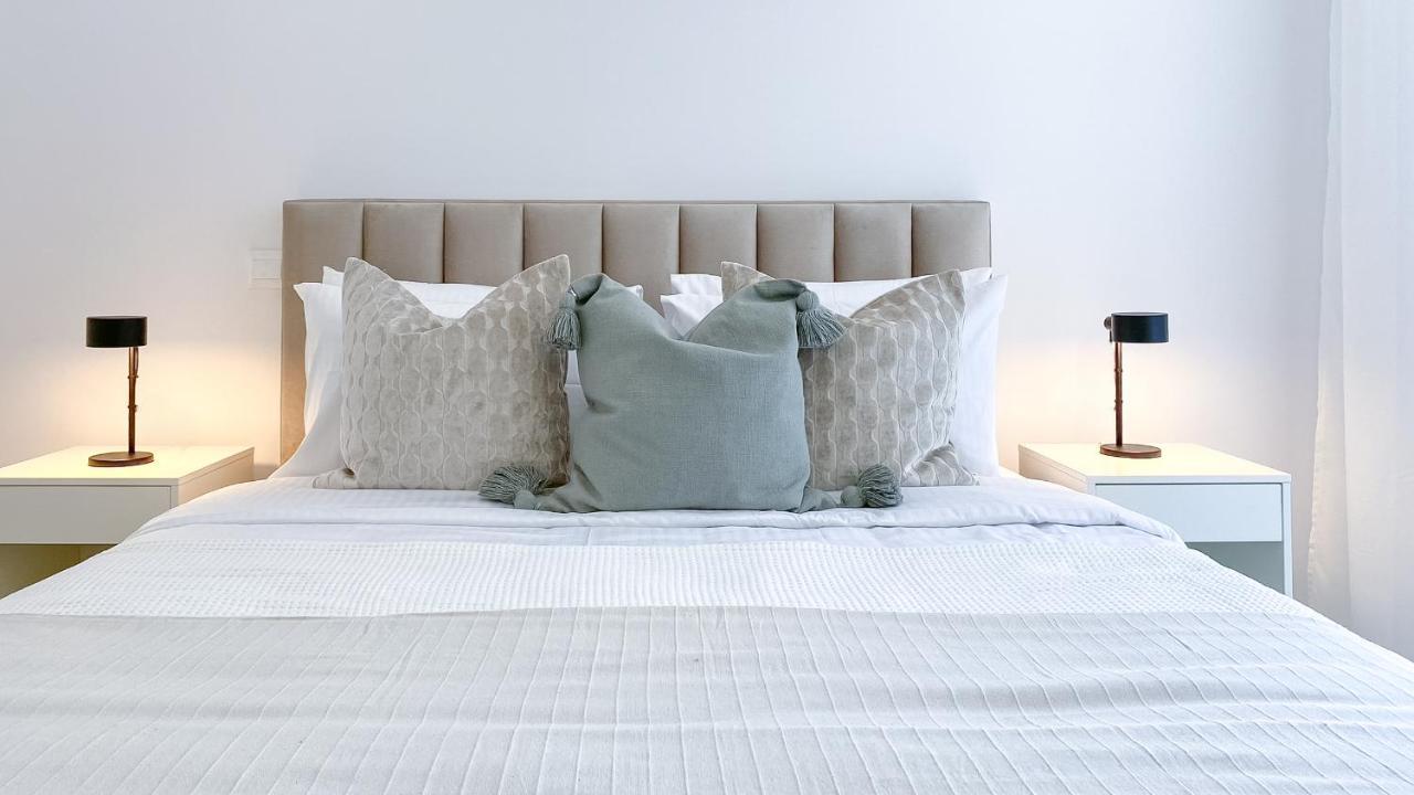 Phaedrus Living Limnaria Luxury Flat Vine 121 Lejlighed Paphos Eksteriør billede